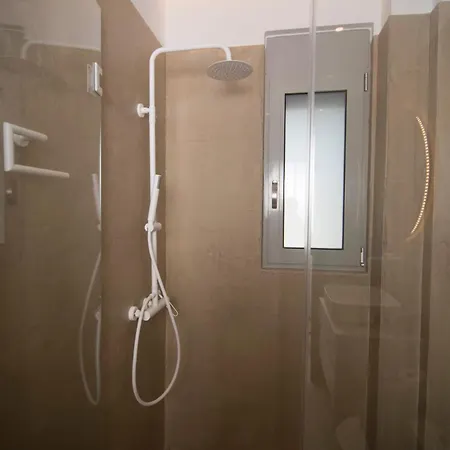 Spectacular Near Dance Hall/center דירה