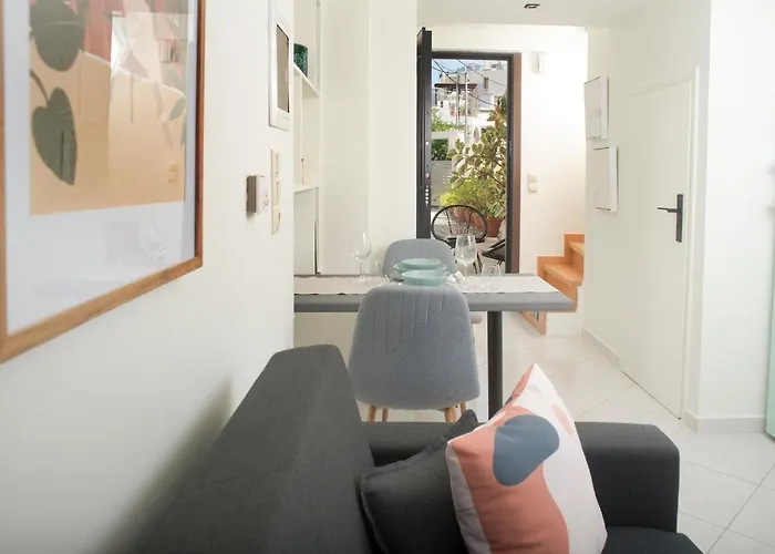 Spectacular Near Dance Hall/center Apartament Kalamata