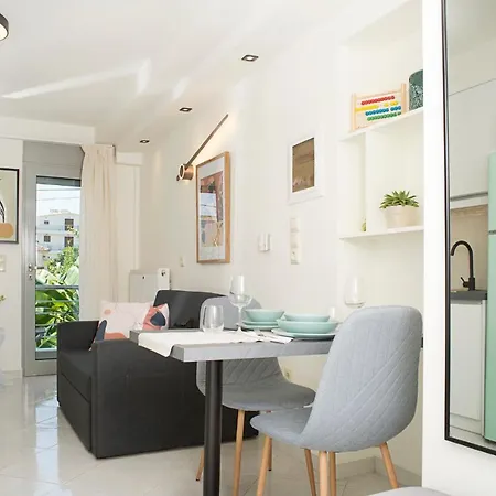 Spectacular Near Dance Hall/center Apartman